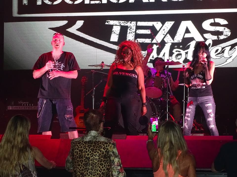 Hooligan's Holiday Lewisville Live