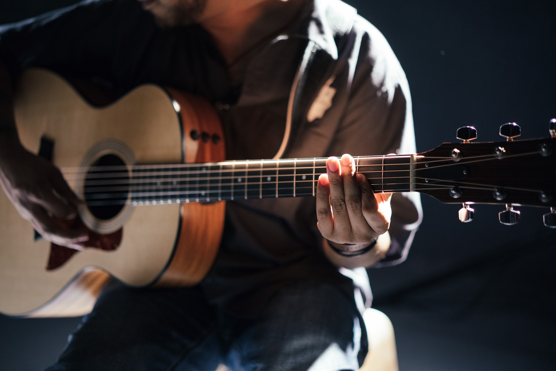 Acoustic guitar player