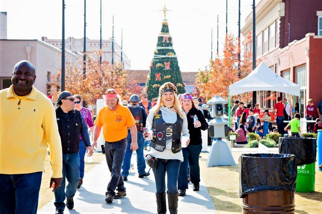 Old Town Holiday Stroll